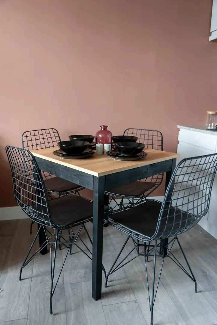 Cozy 1-Bedroom - Cyncoed Area Cardiff 0*,  United Kingdom